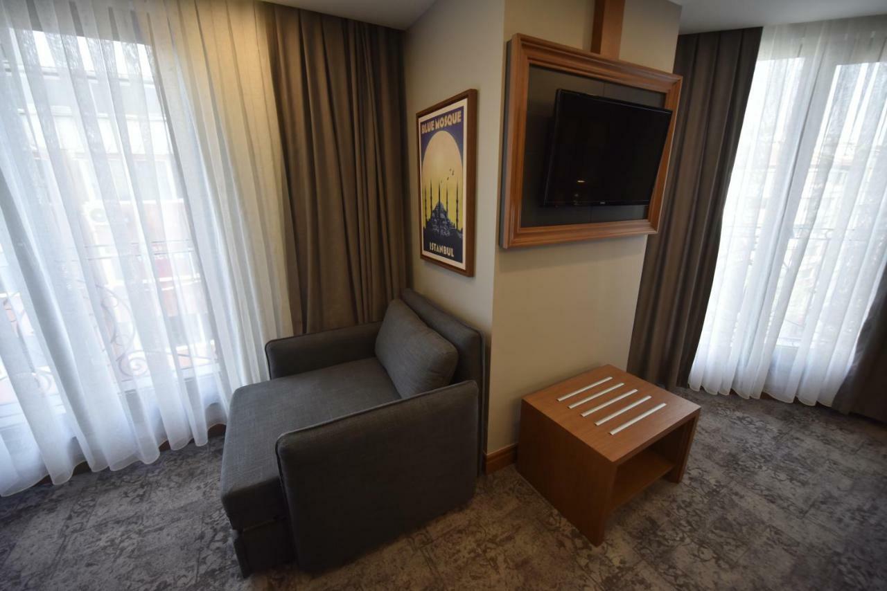 Four Seven Otel 4*