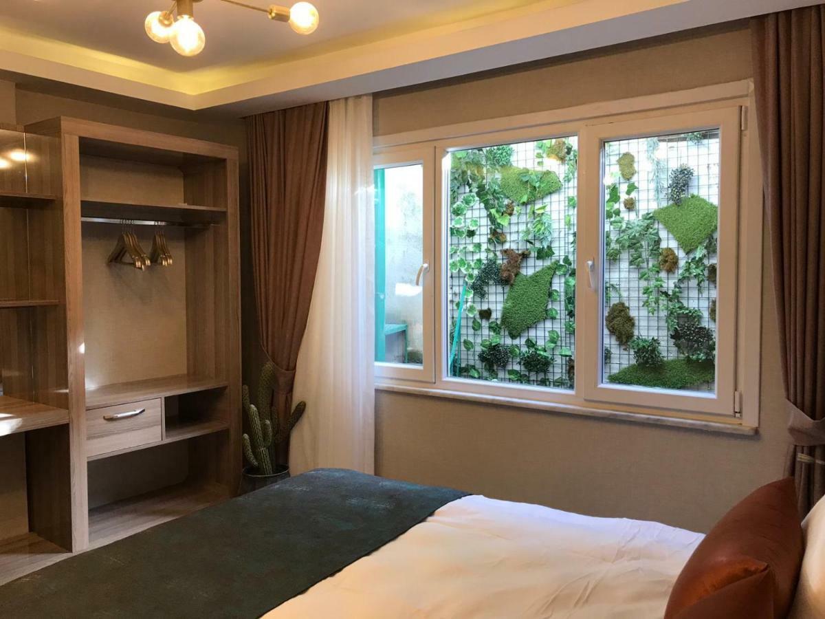 Hotel Nika & Cafe 2*