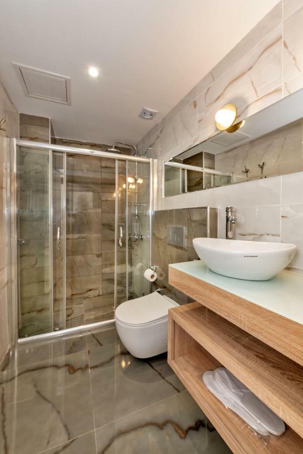 Nika & Cafe Hotel Istanbul