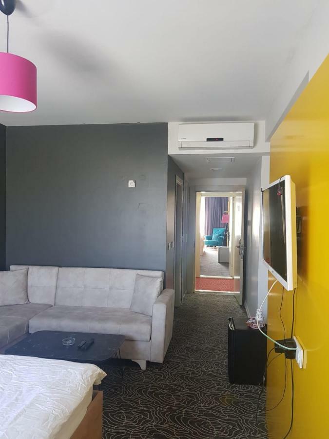 Suit Palas Aparthotel *