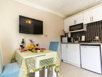 Lemon Aparthotel
