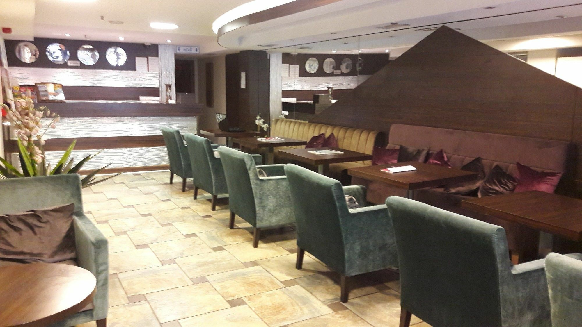 Derpa Hotel