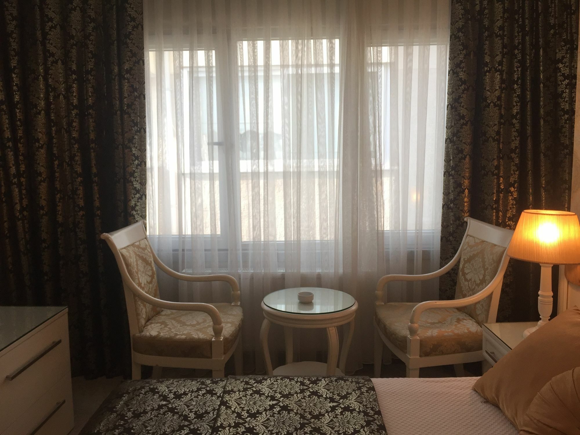 Pen Hotel 3*