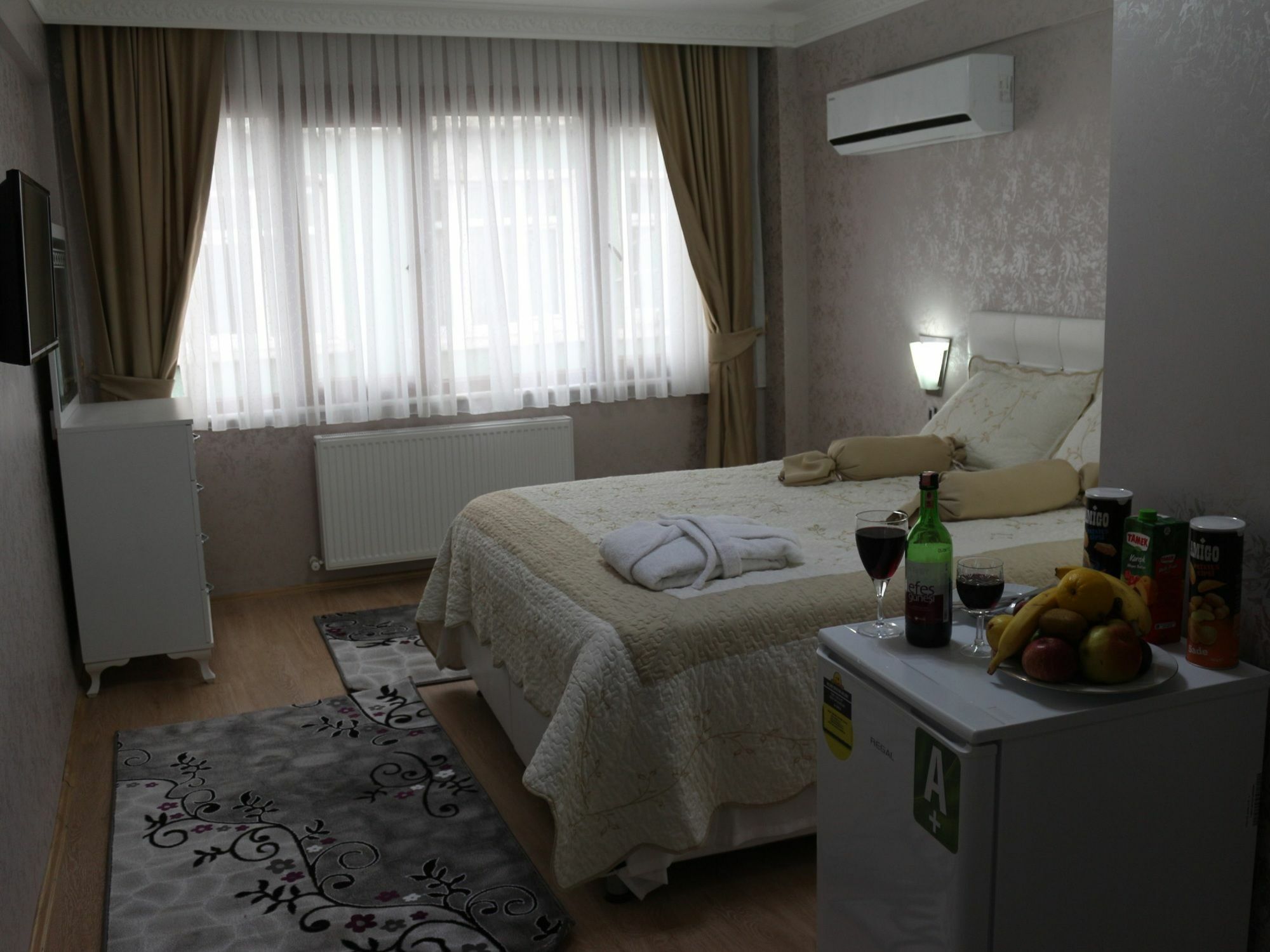 Terrace 3*