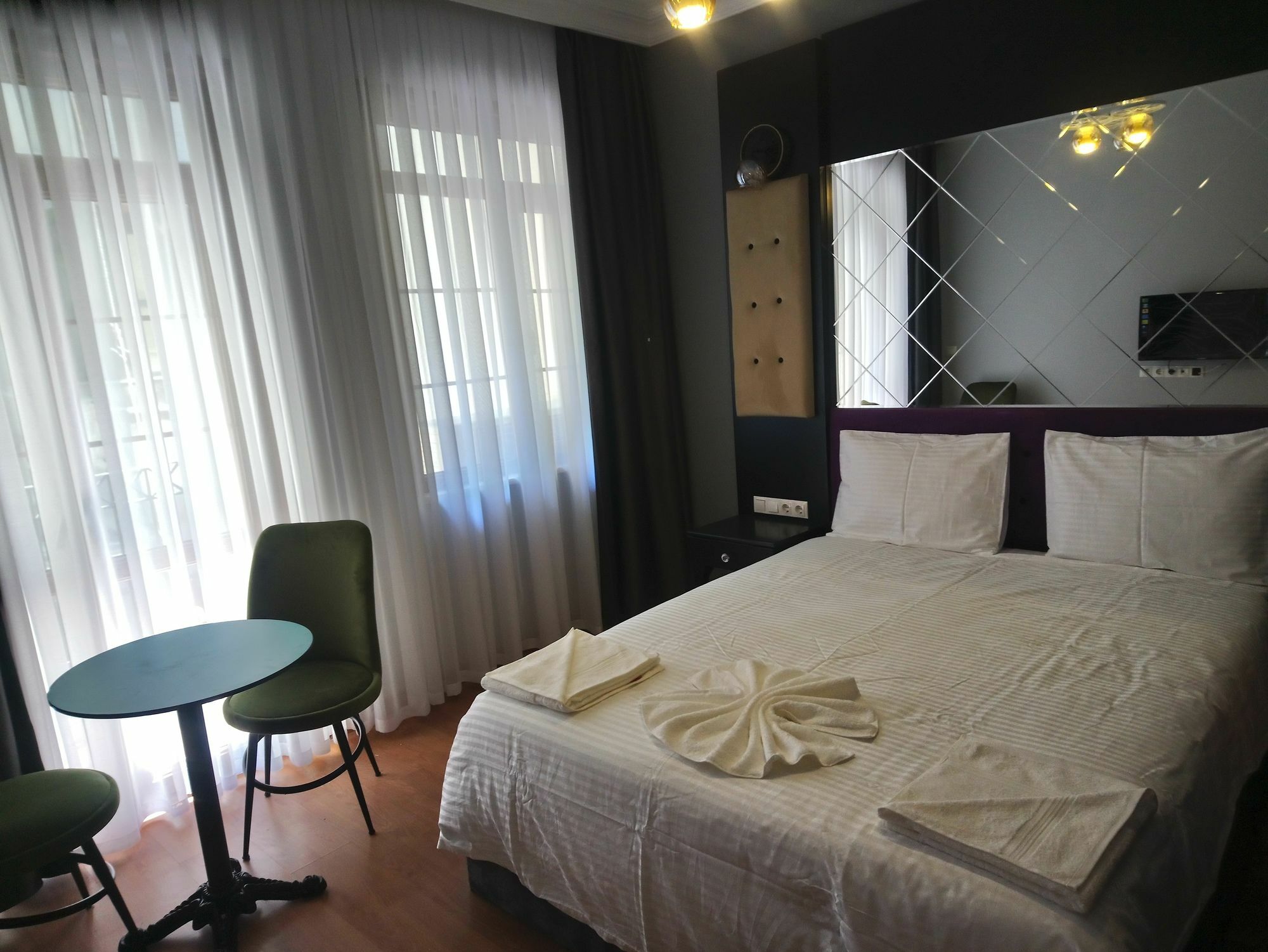 Royal Garden And Hotel 3*