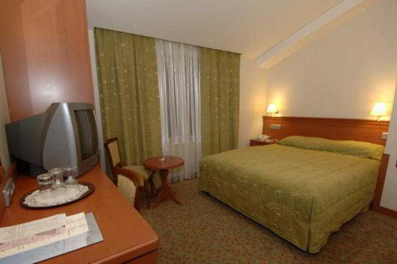Hotel Grand Yavuz Sultanahmet 4*