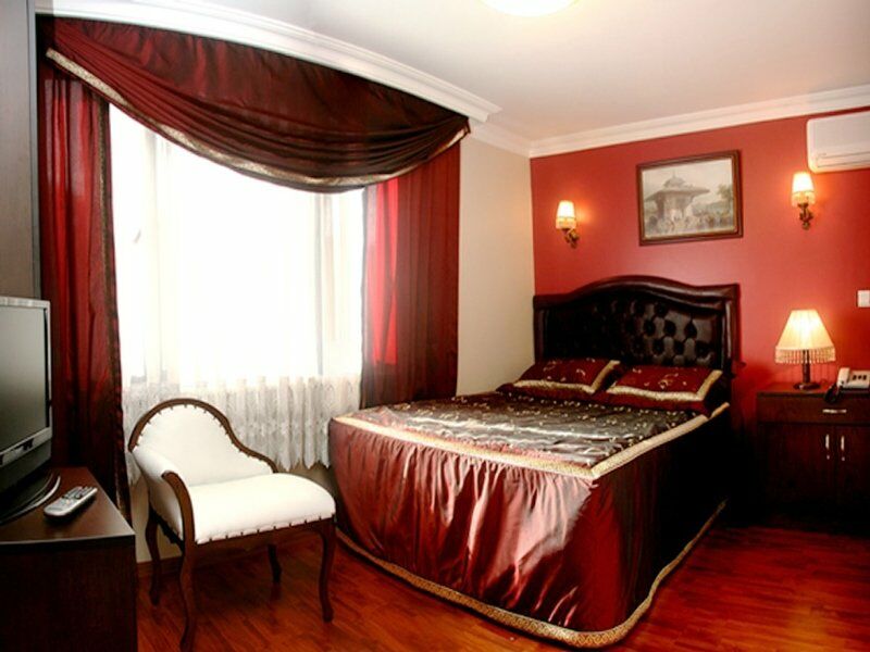 The Sunrise Hotel 3*