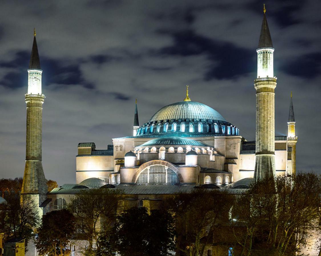 Senabil Old &