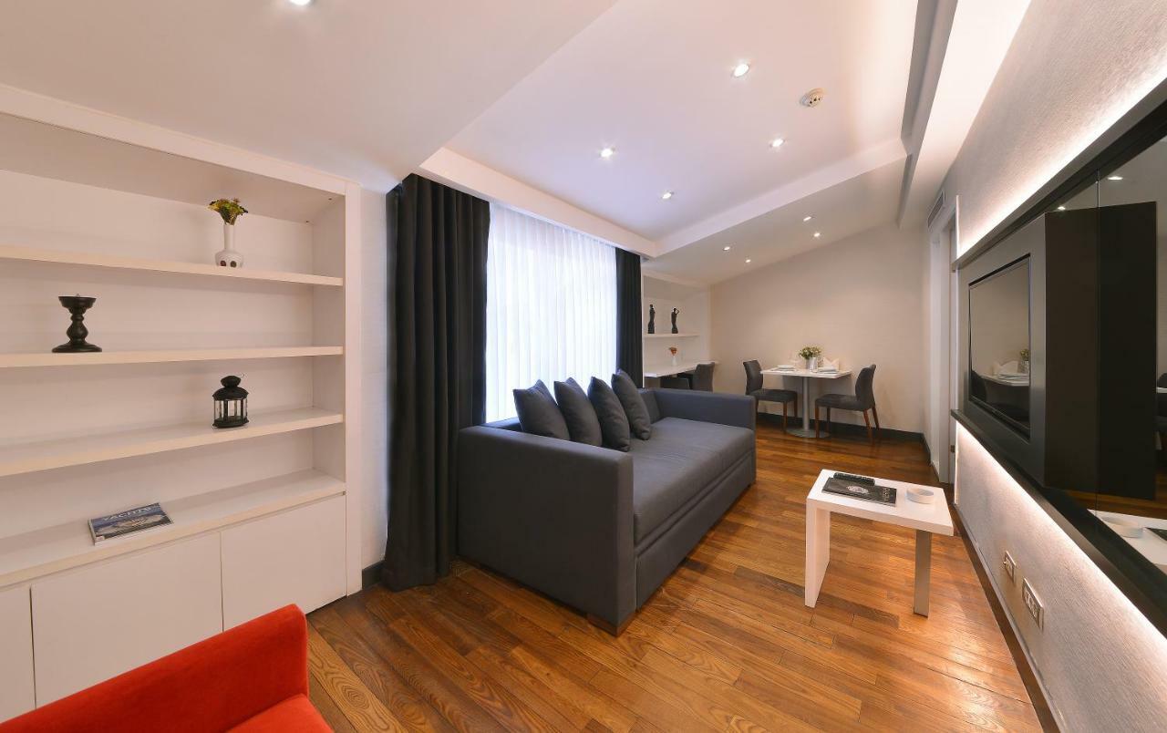 Nish Suites&hotel 3*