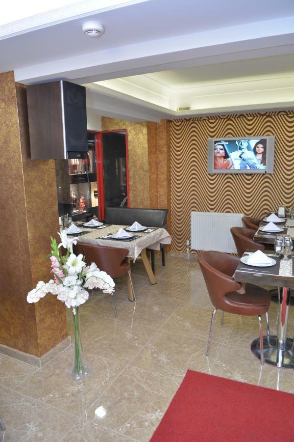 Hotel Mozart 2*