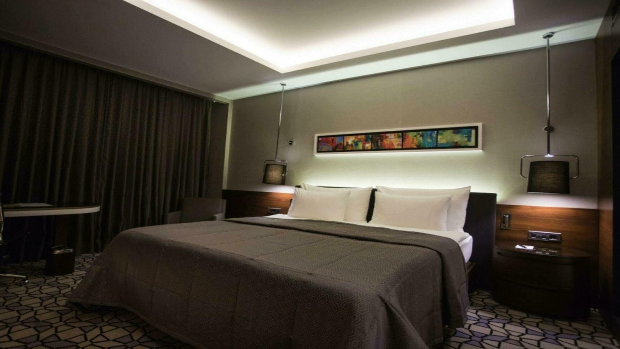 Grand Harilton Hotel