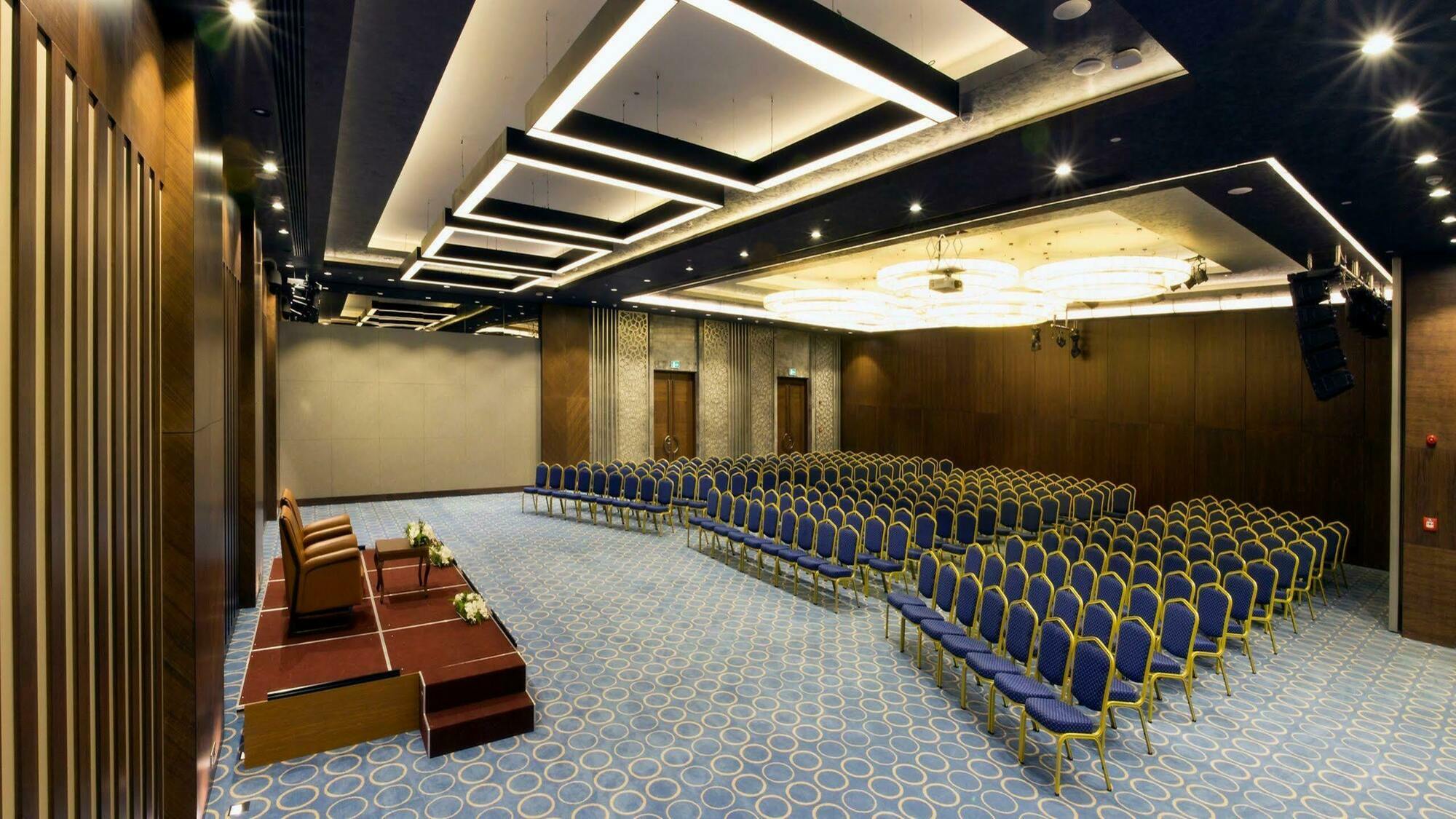 Grand Harilton Hotel 5*