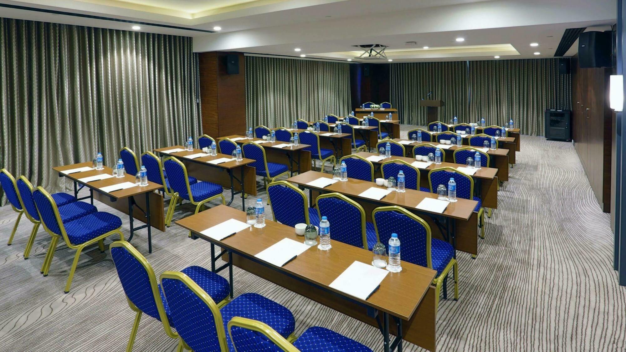 Hotel Grand Harilton