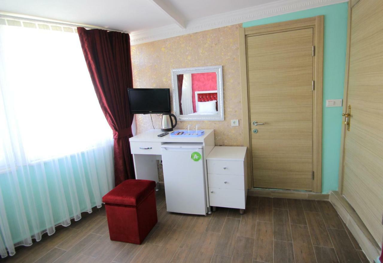 Hotel Grand Fm