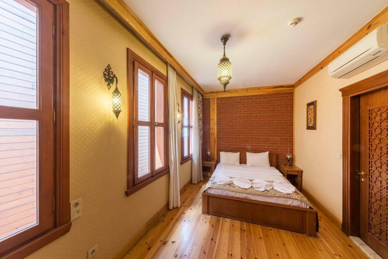Hotel Lalinn 3*