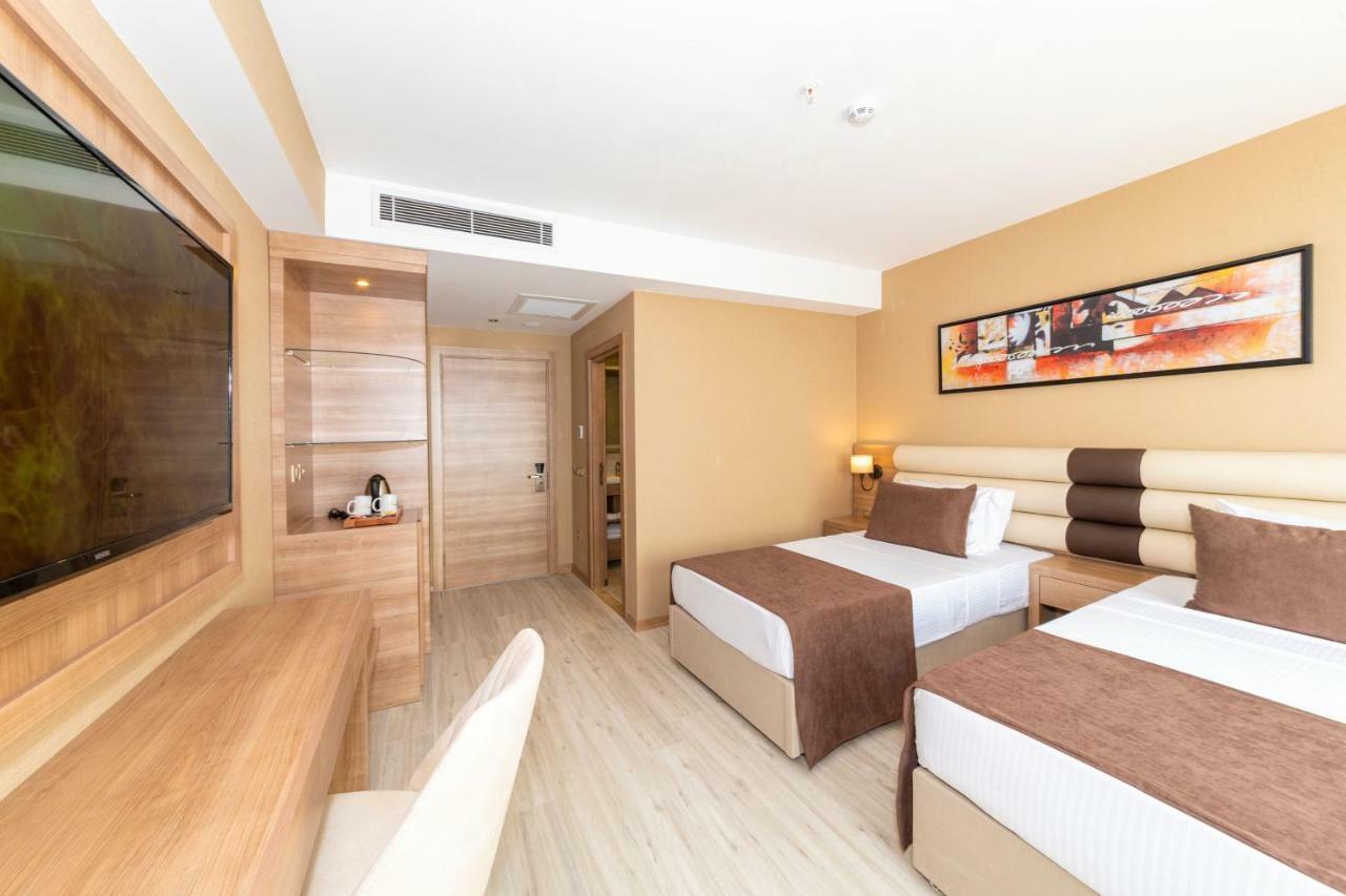 38 Otel 4*