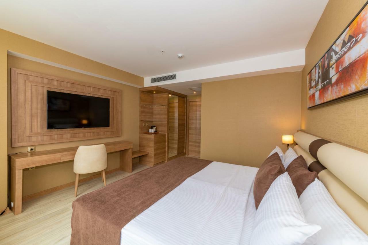Otel 38 4*