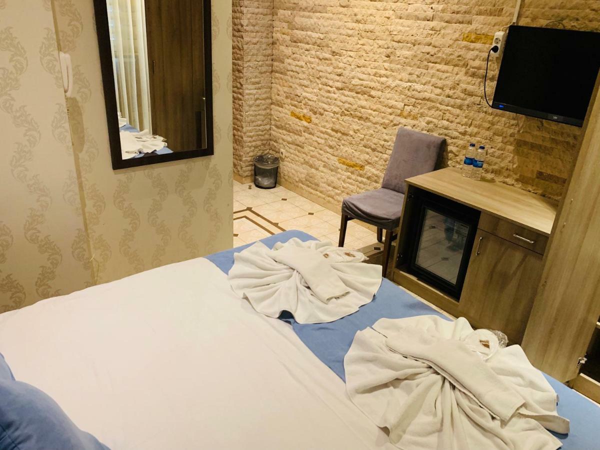 Alright Hotel
