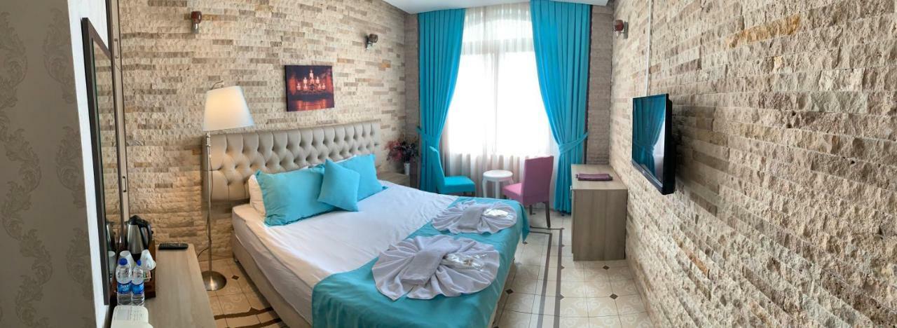 Otel Alright
