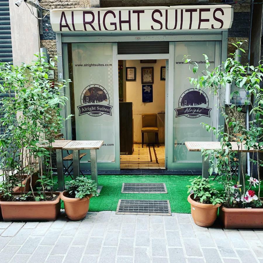 Hotel Alright