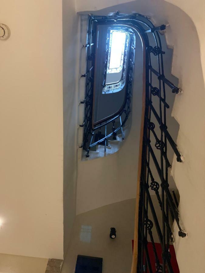 Otel Alright 2*