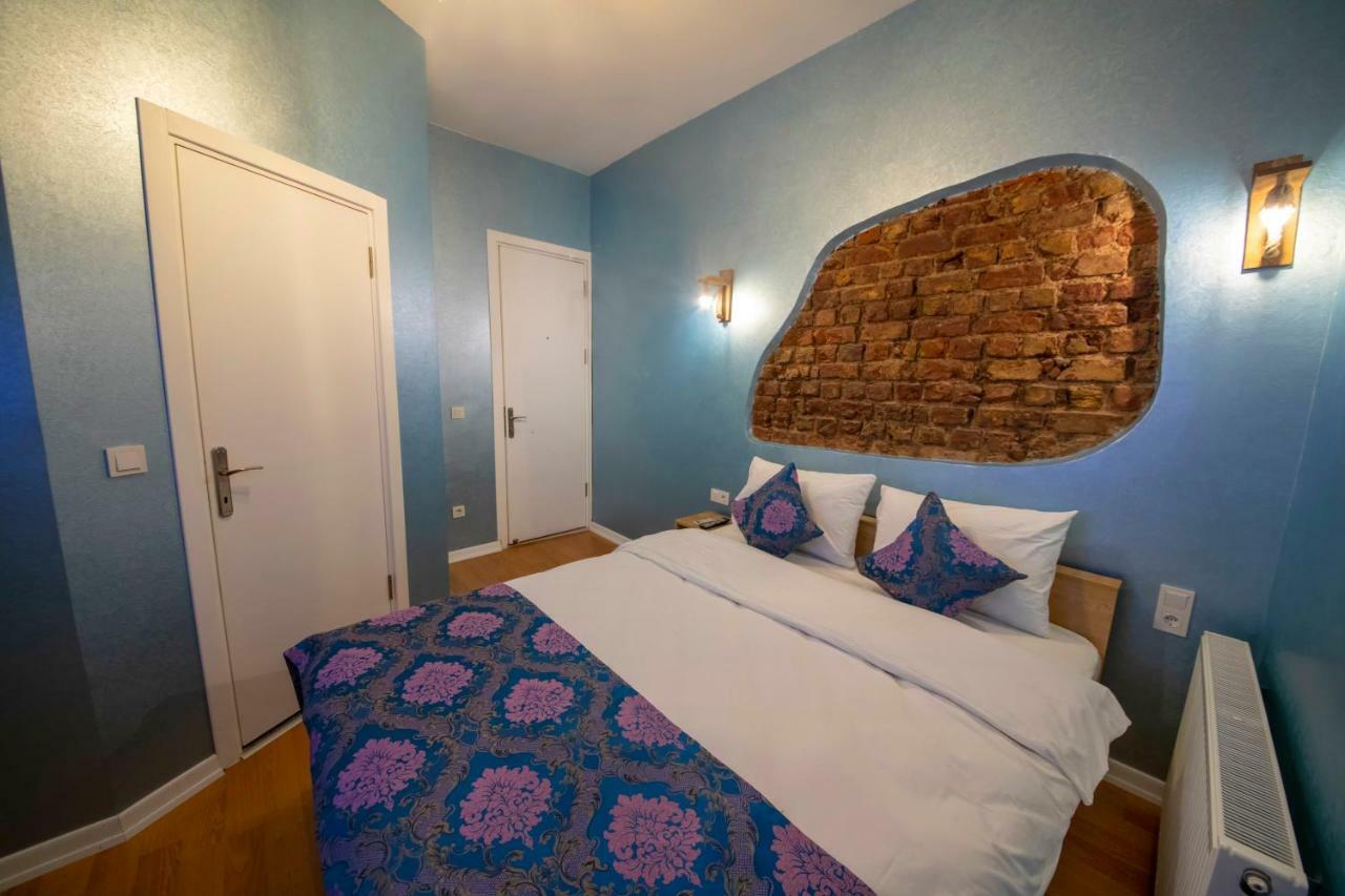 Hotel Royal Taksim 3*