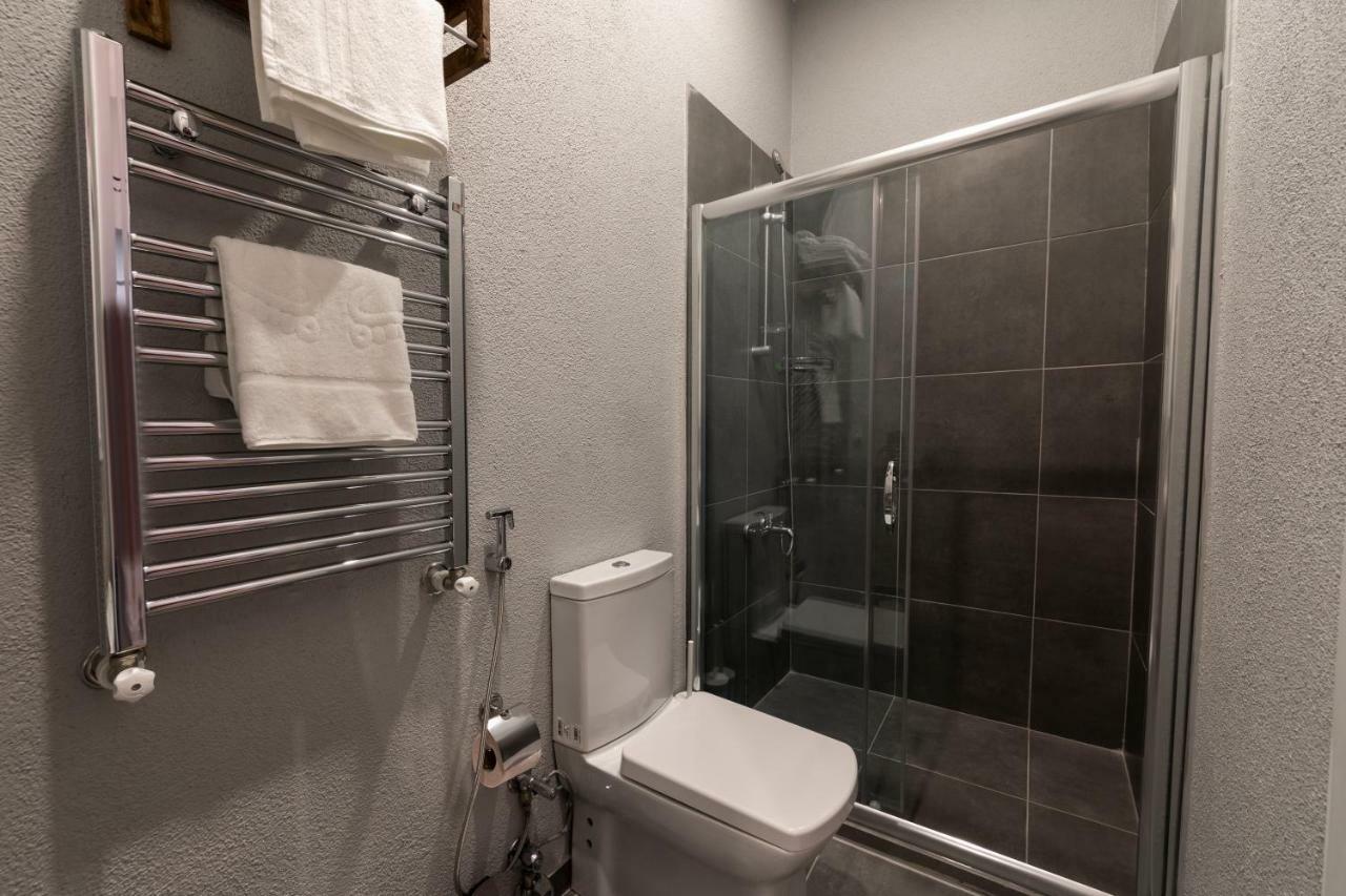Royal Taksim 3*