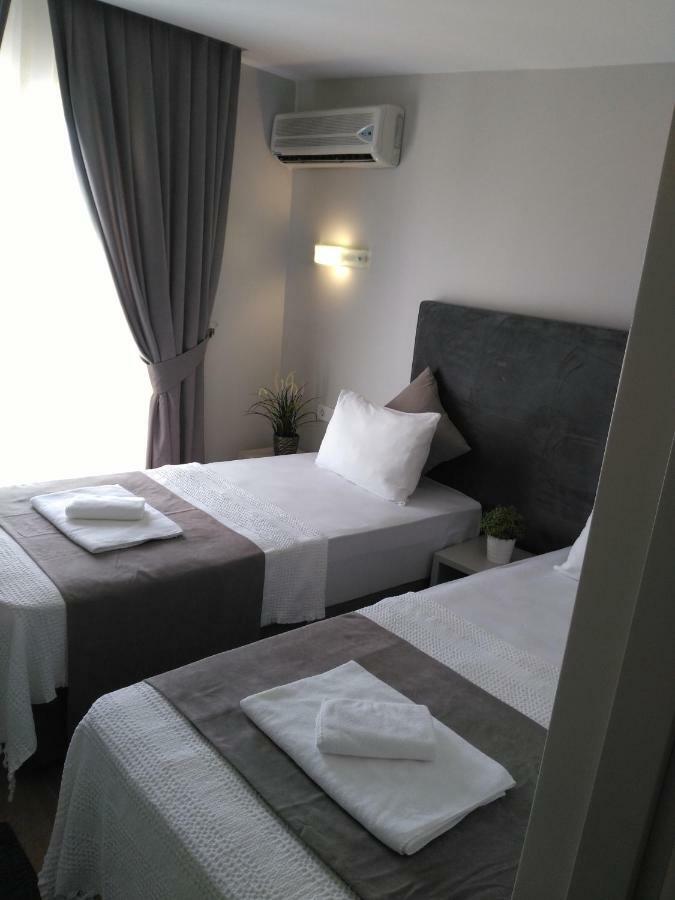 Hotel Bella 3 *