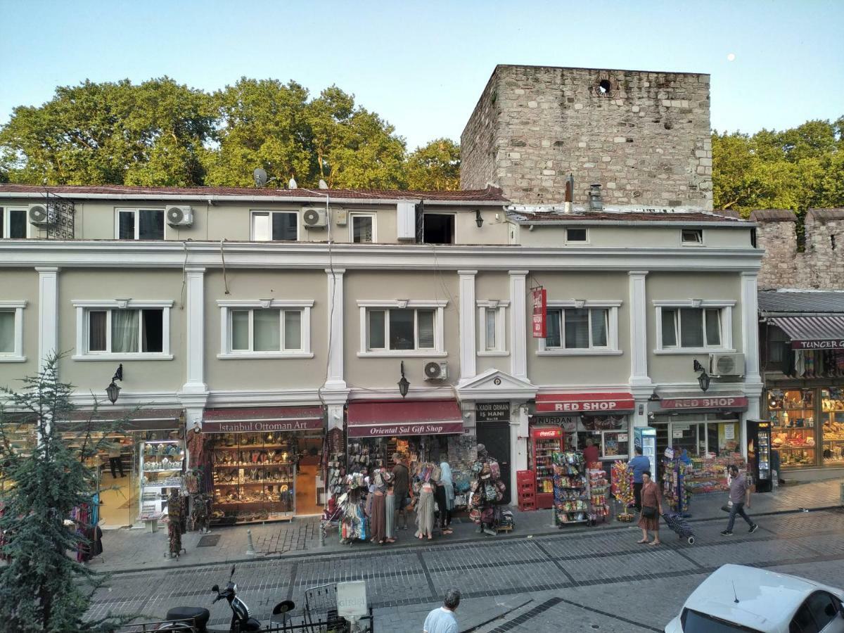 Mister & Istanbul