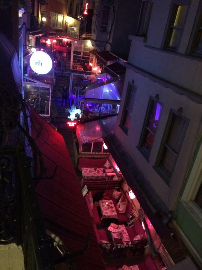 Oezguer Butik Otel 2*