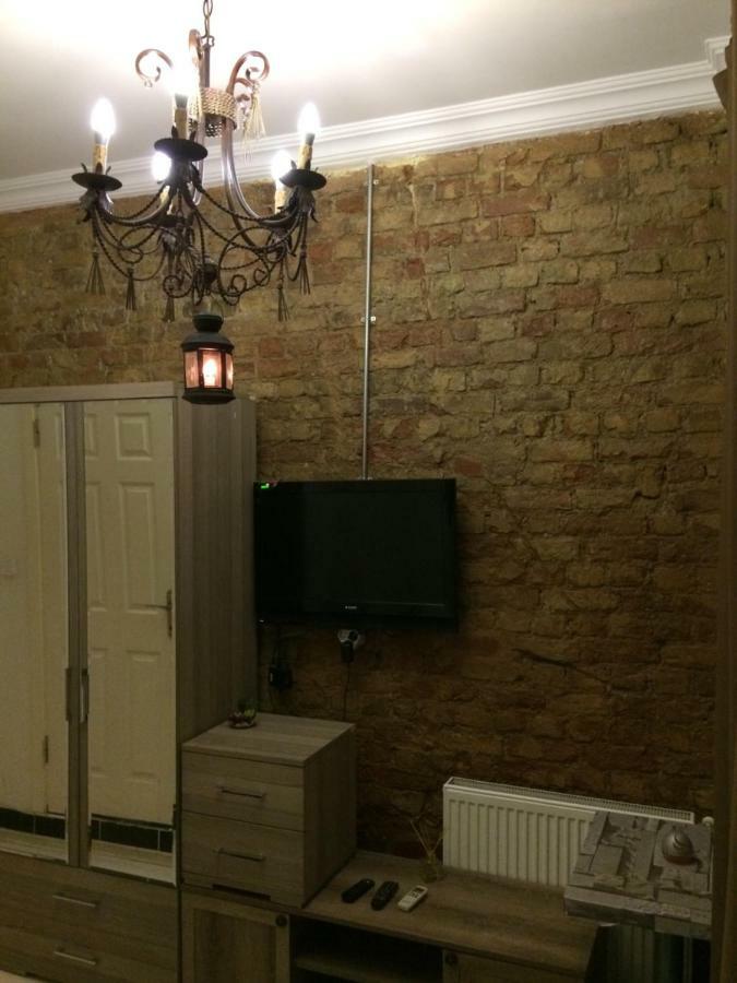 Oezguer Butik Otel 2* Istanbul