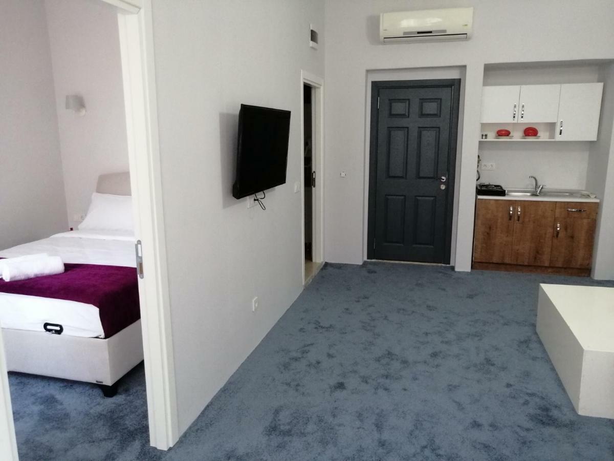 Panda Deluxe Taksim 2*