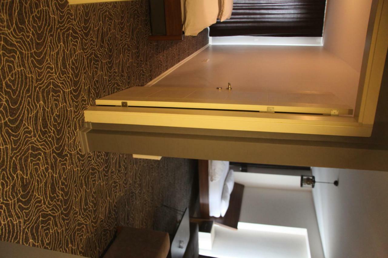 Aparthotel Suit Palas
