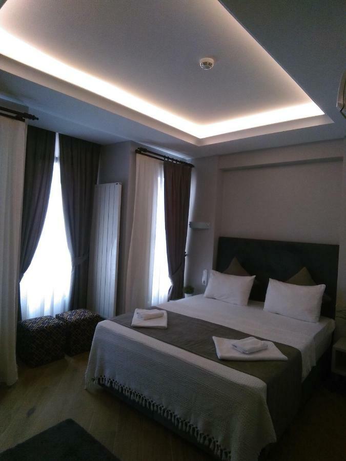 Hotel Bella 3 *
