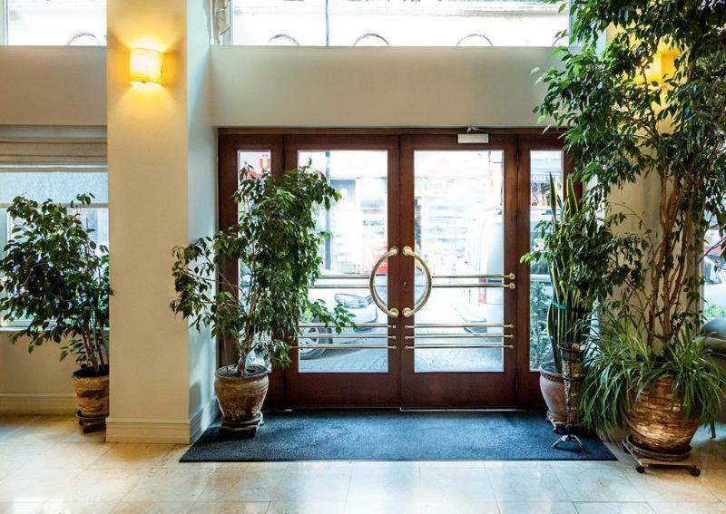 Sude Hotel