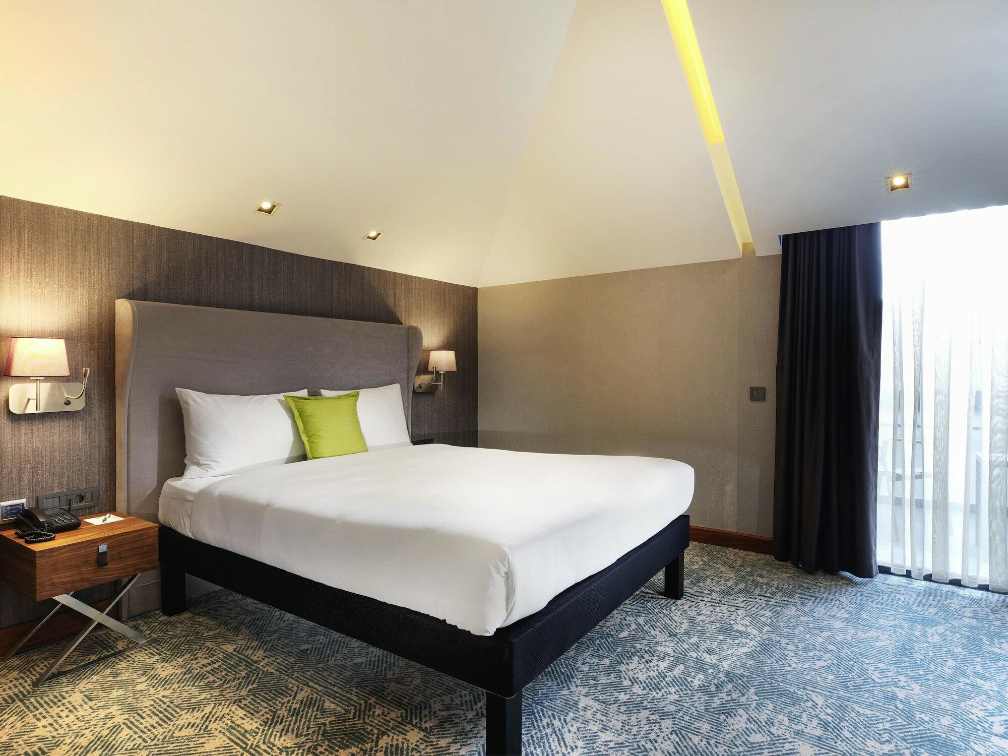 Ibis Styles Atasehir Hotel 4*