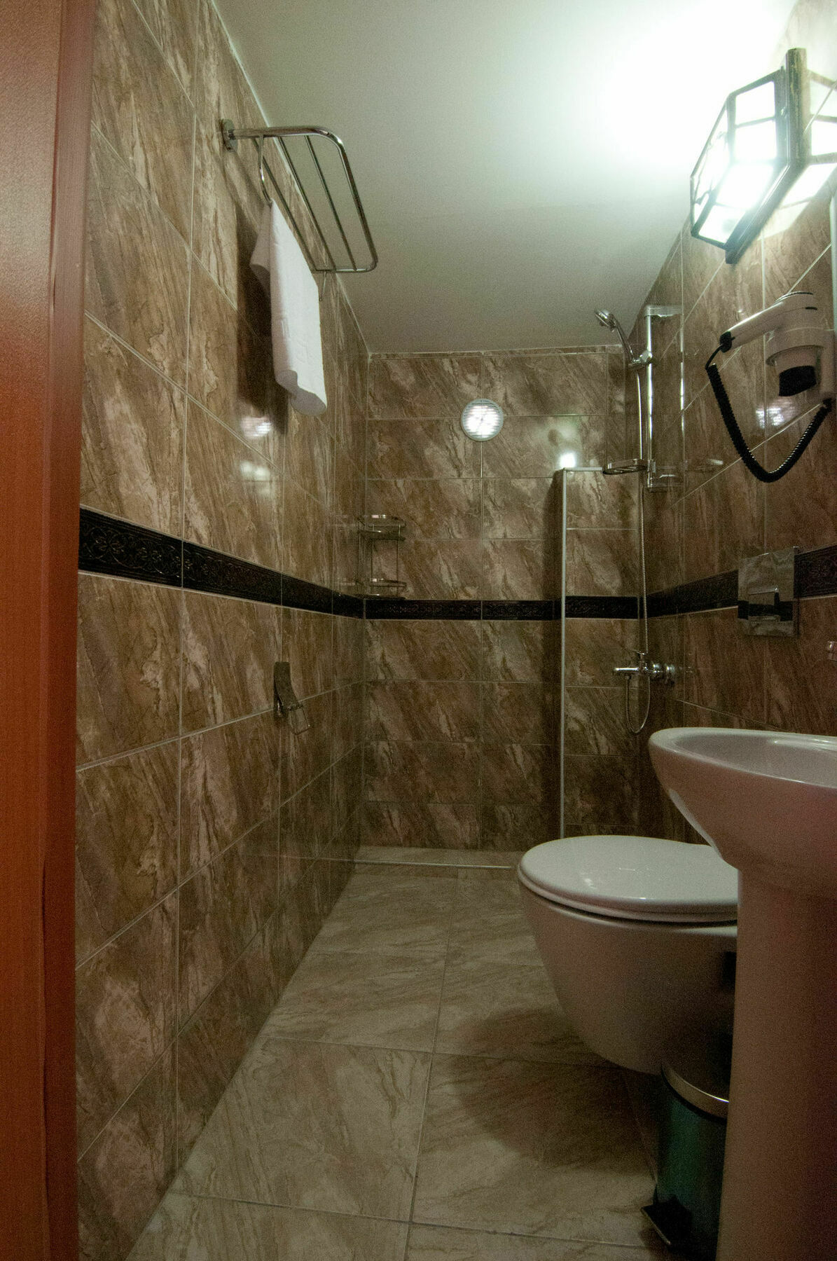 Budget Hotel 5*