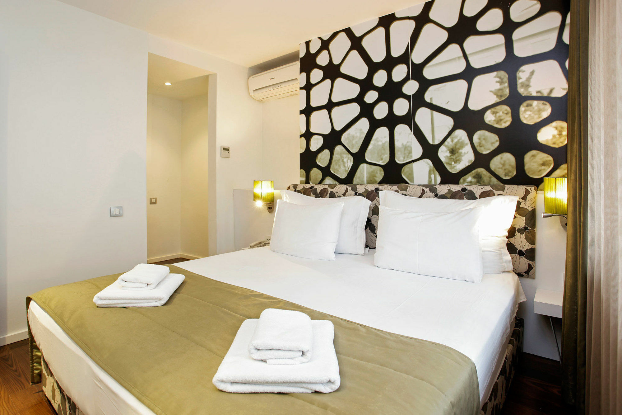 Nish & Hotel Istanbul