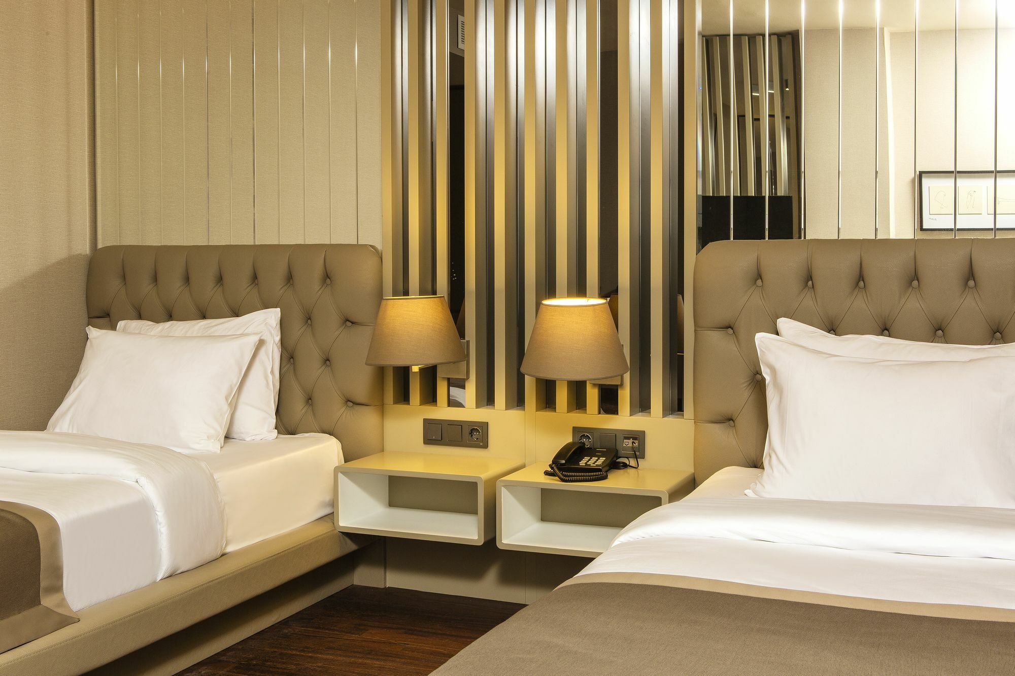 Hotel The