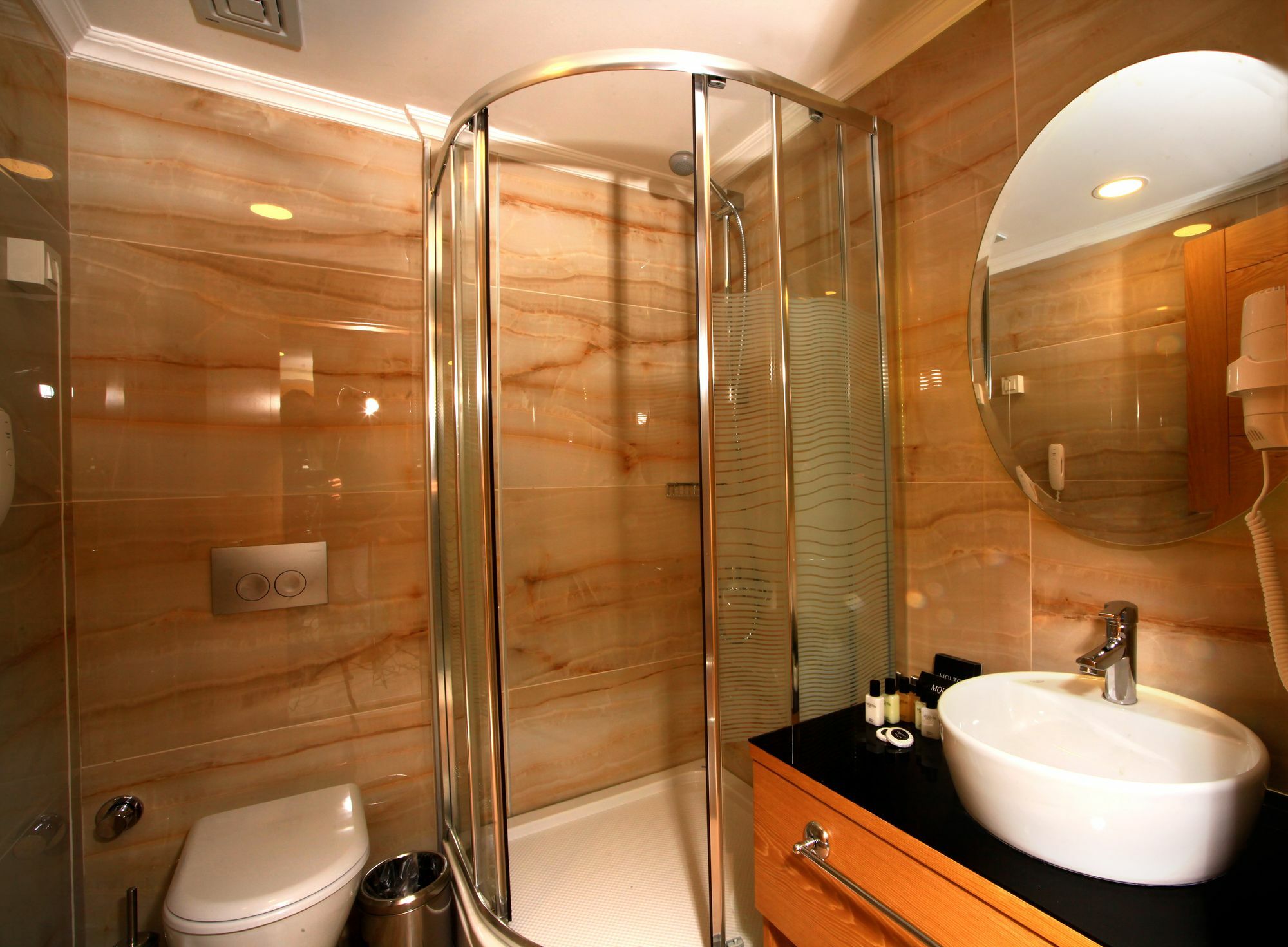 Oda ve Kahvaltı Beyoglu Mls 3*