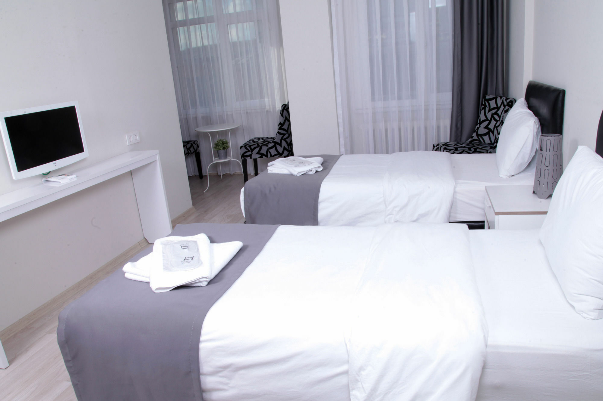 My Garden Aparthotel 3*