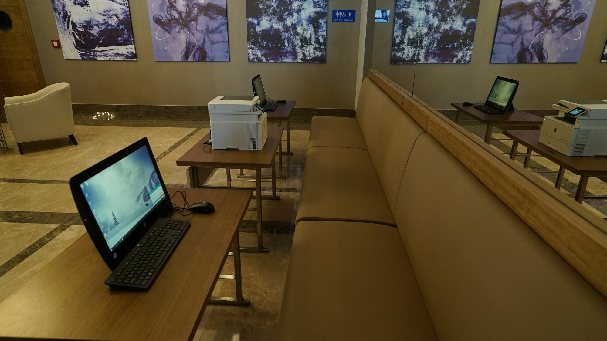 Hawthorn By Wyndham Airport Otel İstanbul