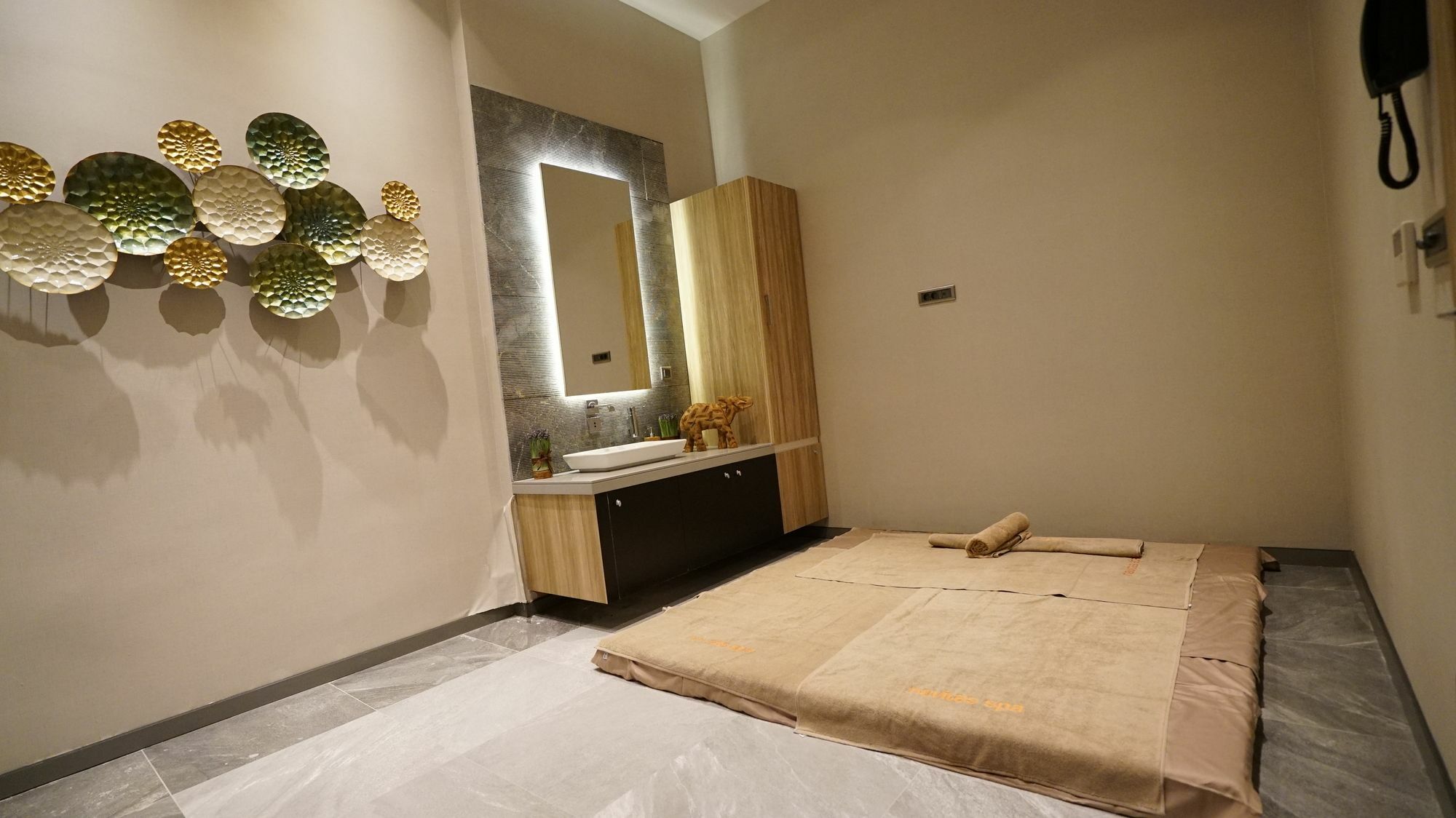 Hawthorn By Wyndham Airport 5*