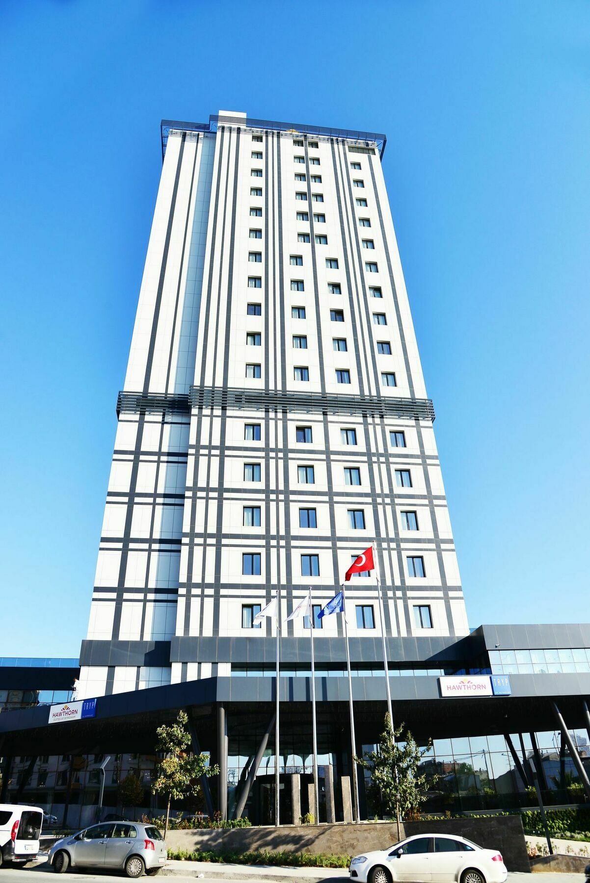 Otel Hawthorn By Wyndham Airport 5*