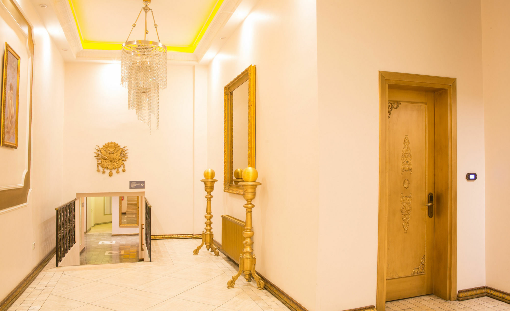 Hotel Artdeco 3*