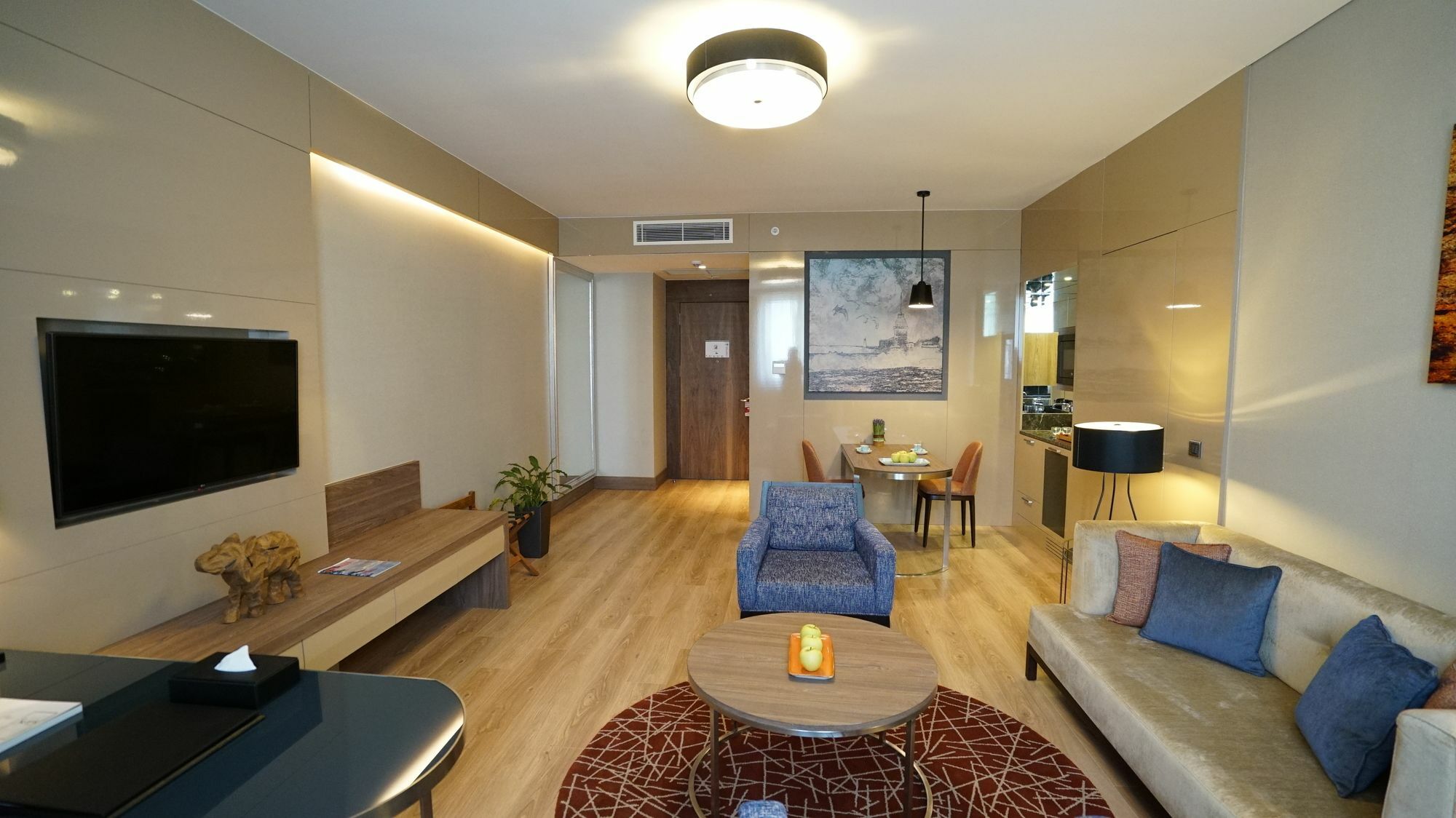 Hawthorn By Wyndham Airport Otel 5*