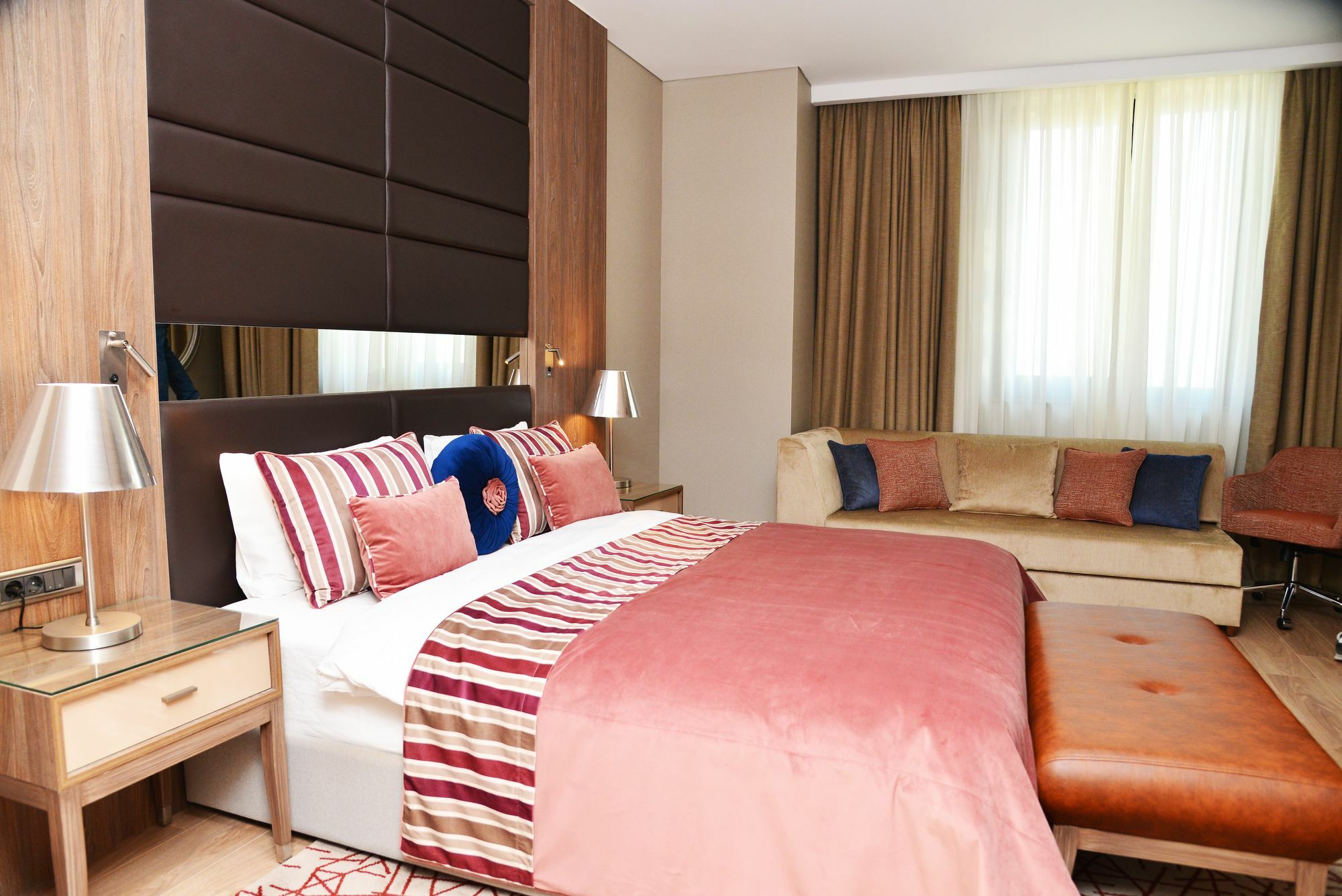 Hawthorn By Wyndham Airport 5*
