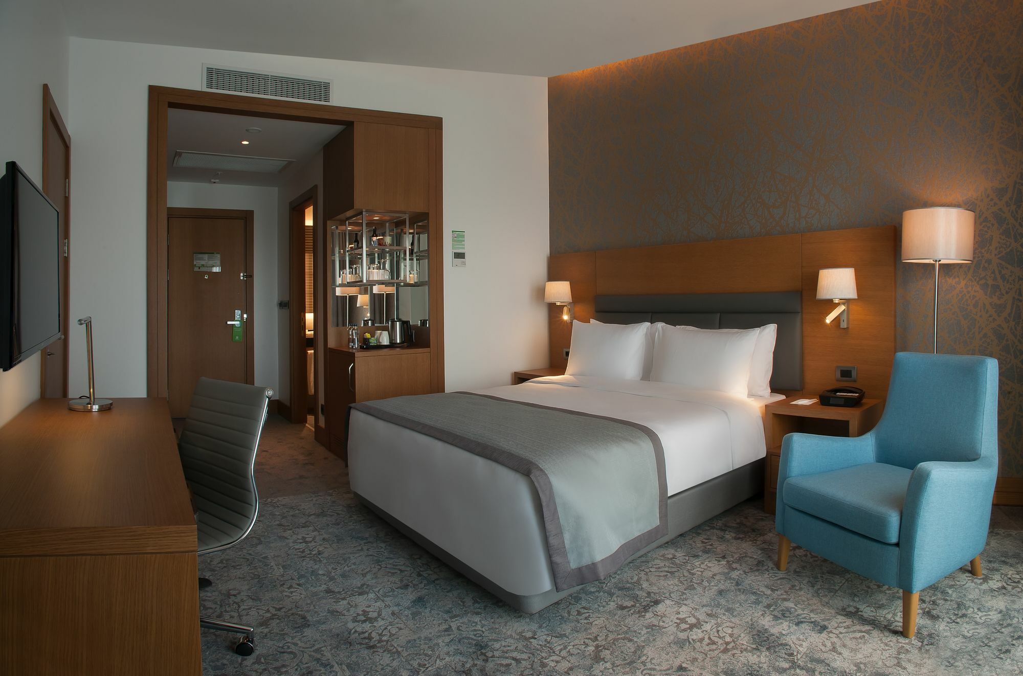 - Tuzla Bay By Ihg Hotel 4*