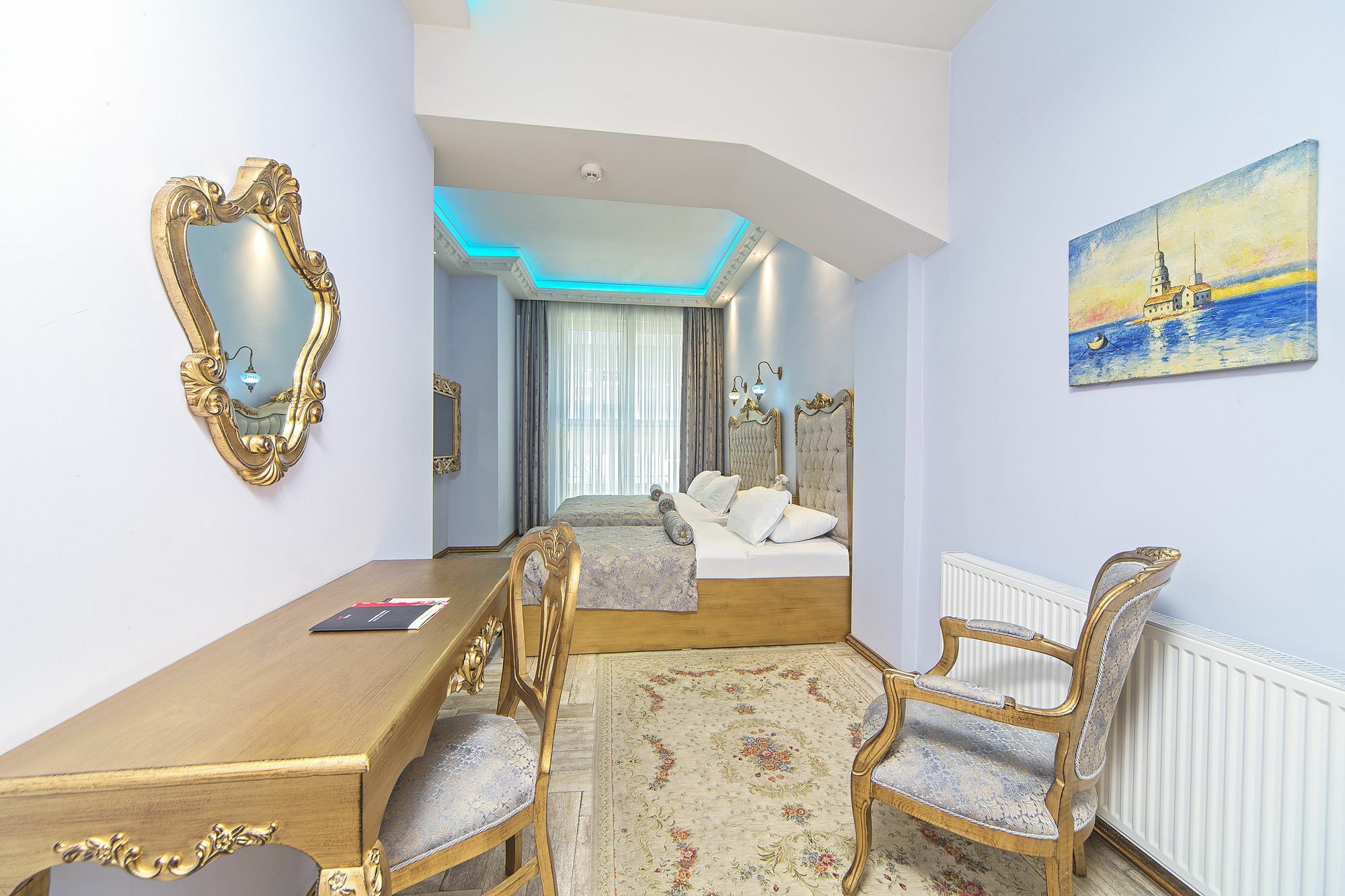 Artdeco 3*