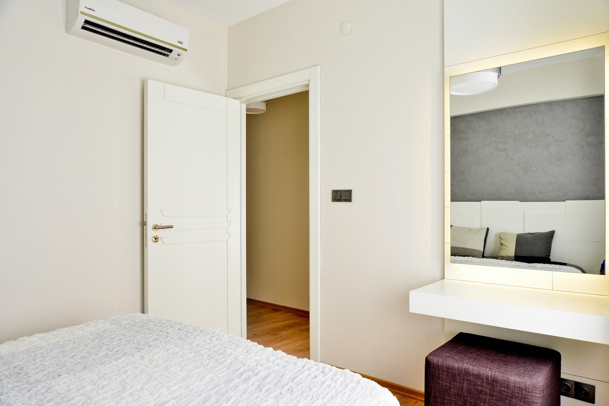 Cozy Flats Studio Apartment